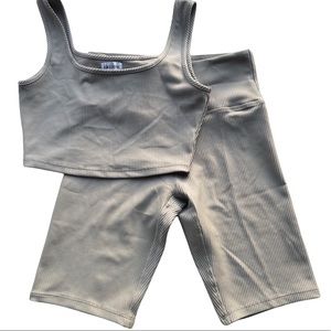 gray ribbed workout set